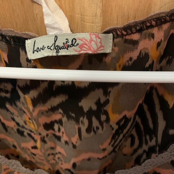 Love Squared Fall Pattern Tee - Picture 2 of 4